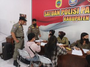 Sebelas Pasangan Kumpul Kebo Terjaring Razia Satpol PP.