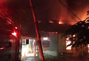 Diduga Korsleting Listrik Satu Rumah di Purwodadi Dilalap Api.