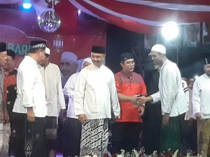 Juwana Bersholawat Bersama Gus Nuril dalam Bingkai Ngaji Bareng Dr. Haji Soehartono PAC PDI-P Juwana.