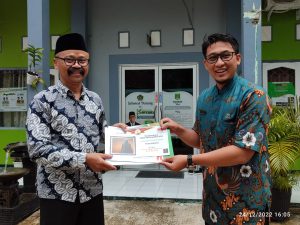 Faiz Affan, Guru MTsN 1 Pati Sisihkan Ratusan Peserta Lomba Video Pendek Tingkat Provinsi dan Sabet Juara Satu.