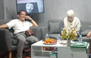 Zana Cabut Sayembara dan Laporkan Tuduhan Rentenir