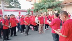 Pasukan Merah dari Pati Bertolak ke GBK Hadiri Peringatan Bulan Bung Karno