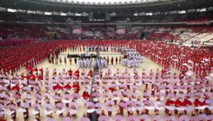 Lautan Manusia Merahkan Stadion GBK Peringati Bulan Bung Karno