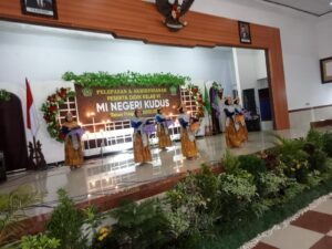 Pelepasan Dan Akhirussanah Peserta Didik Kelas VI Tahun Pelajaran 2022/2023 Begitu Meriah