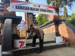 Polres Kudus Bantu Pelaku UMKM Dan Dirikan Pos Kesehatan Dalam Momentum HUT Bhayangkara ke 77