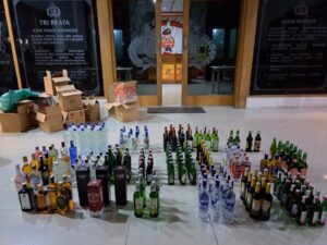 Polres Kudus Dalam Operasi Cipta Kondisi Razia Miras Berbagai Jenis Merek Diamankan