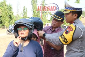 Ops Zebra Candi 2023, Petugas Sosialisasikan Tertib Berlalu Lintas Dan Tertib Pajak