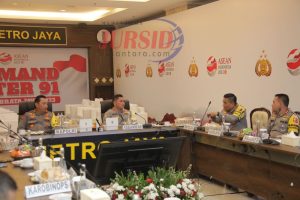 Kapolri Pantau Command Center Pengamanan KTT Asean