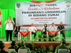Diskusi Panel Pemkab Kudus Sosialisasikan UU Cukai Kepada Linmas se-Kecamatan Kaliwungu