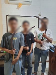 Respons Cepat Polsek Sukolilo Gagalkan Aksi Tawuran, 13 Pelajar Diamankan