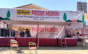 Dinas Perdagangan Kudus Gelar Pasar Murah, Ludes Diserbu ibu-ibu Dalam Hitungan Menit