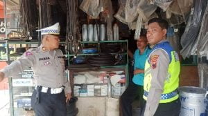 Satlantas Polresta Pati Sasar Penjual di Mbongsri, Sosialisasi Larangan Knalpot Brong