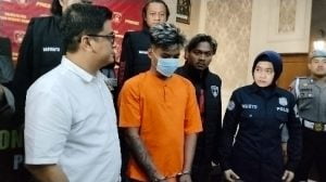 Tak Terima Ibunya Diselingkuhi, Seorang Bayan Selingkuhan Ibunya Tewas Ditusuk 
