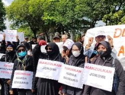 Aliansi Rakyat Menggugat Aksi Demo Makzulkan Jokowi