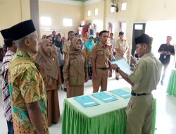 Tiga Formasi Perades Dilantik Kades Glagah Kulon Tekankan Disiplin Kerja Dan Layani Masyarakat Dengan Baik
