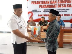 Kades Kajar Kudus Resmi Lantik Tujuh Perangkat Desa, Sekaligus Berhentikan Satu Perangkat Desa