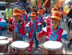 Marching Band Ceria SD 1 Ngemplak Undaan Kudus Meriahkan Kirab Budaya Sedekah Bumi