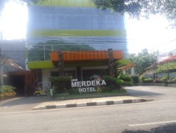 Merasa Dirugikan Warga Sekitar Laporkan Hotel New Merdeka 