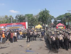 Polresta Pati Gelar Peragaan Sispamkota Dalam Rangka Operasi Mantap Praja Candi 2024