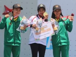 Panjat Tebing Asal Kudus Nafatika Astuti Sabet Emas PON XXI, Perseorangan Boulder Putri