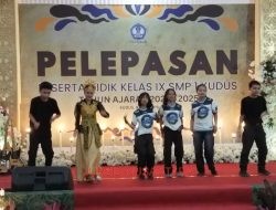 Meriahkan Acara Pelepasan Siswa SMP 1 Kudus Mulai dari Solo Song, Band Hingga Modern Dance