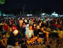 Ribuan Penonton Hadir Dalam Pagelaran Sandiwara Kethoprak Yang Diselenggarakan Pemdes Jepang