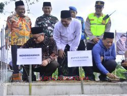 Mendikdasmen dan Bupati Ikuti Peletakan Batu Pertama di SMP ITQ NU Al-Hidayah Kudus
