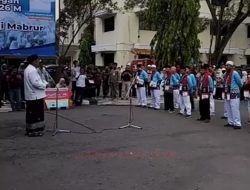 Suasana Haru Iringi Pemberangkatan Jemaah Haji Kloter 29 Kabupaten Grobogan