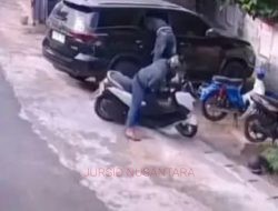Beli Seblak, Uang Rp300 Juta Raib Digondol Maling! Kaca Mobil Dipecah, Pelaku Kabur Naik NMAX