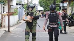 Paket Mencurikan Dirumah Dinas Pendeta GITJ Ploso, Tim Gegana Brimob Diterjunkan Ternyata …