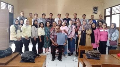 Pelepasan Kelas VII D SMPN 1 Pati, Wali Kelas Tekankan Pentingnya Karakter dan Pendidikan Berkelanjutan