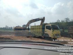 Diduga Berkedok Penataan Lahan, Aktivitas Galian C di Desa Perdopo Disorot Warga