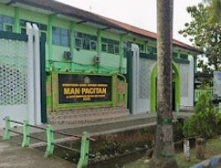 Diduga Tahan Ijazah karena Tunggakan Komite, Alumni MAN Pacitan Mengaku Terhambat Daftar Kuliah